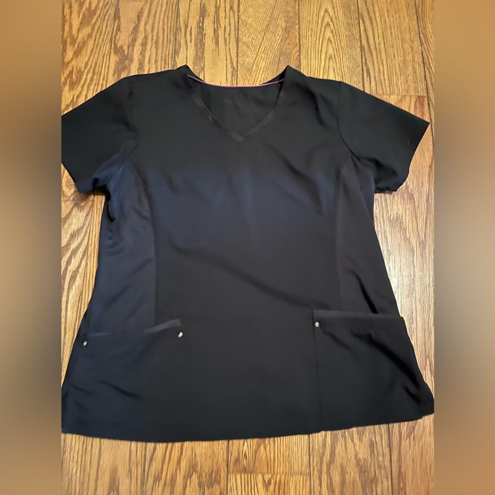 Purple label gray scrub top